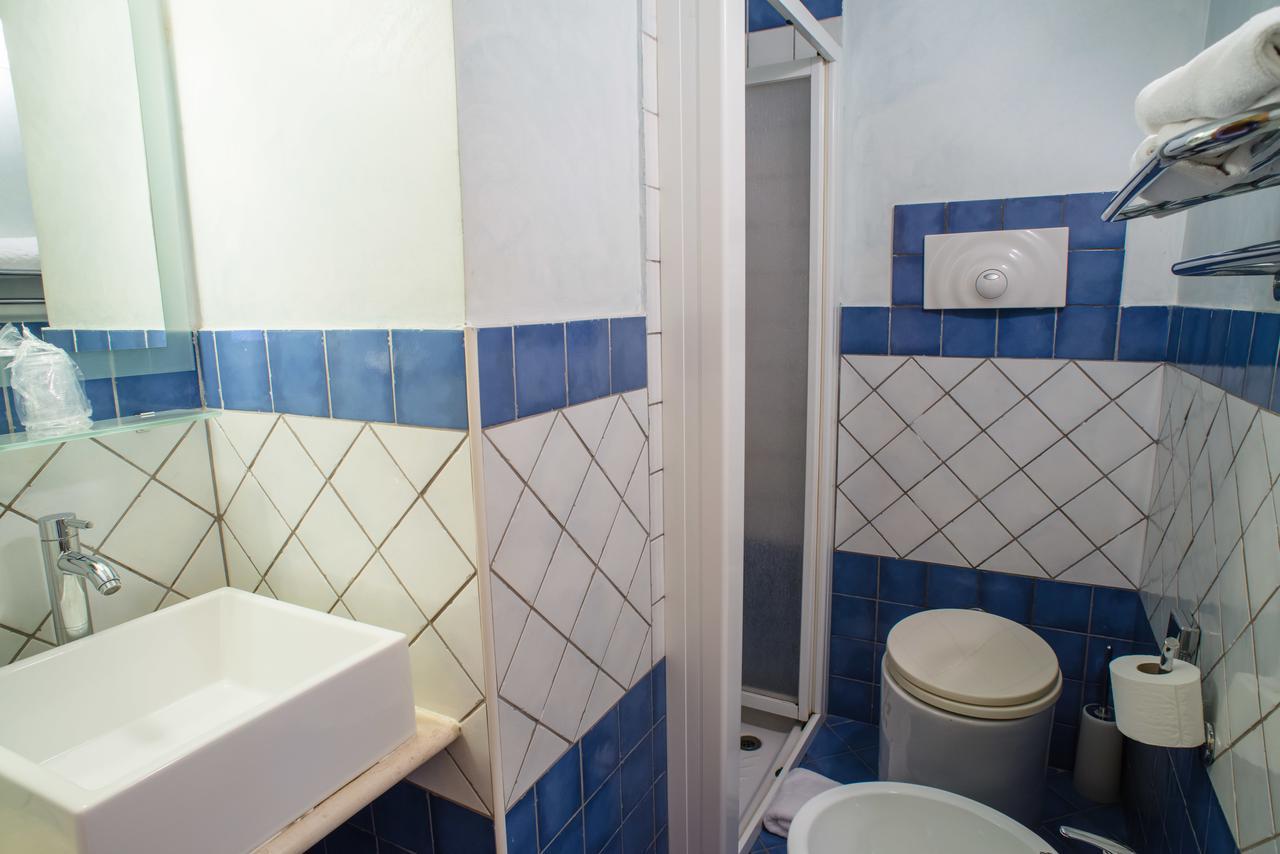 Hotel Villa Mare Altavilla Milicia Habitación foto
